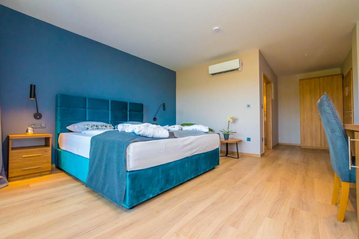 Tar-Vabriga Hotel Delfin Lanterna מראה חיצוני תמונה
