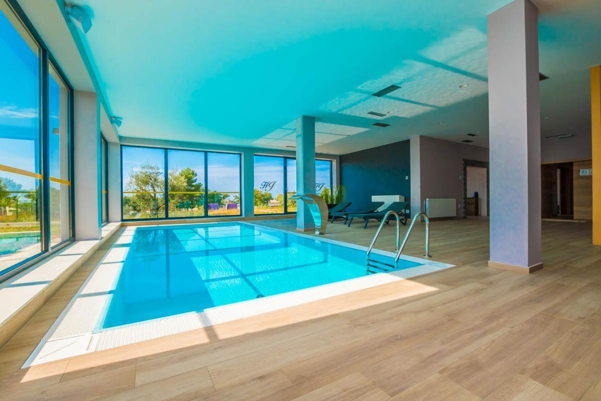 Tar-Vabriga Hotel Delfin Lanterna מראה חיצוני תמונה