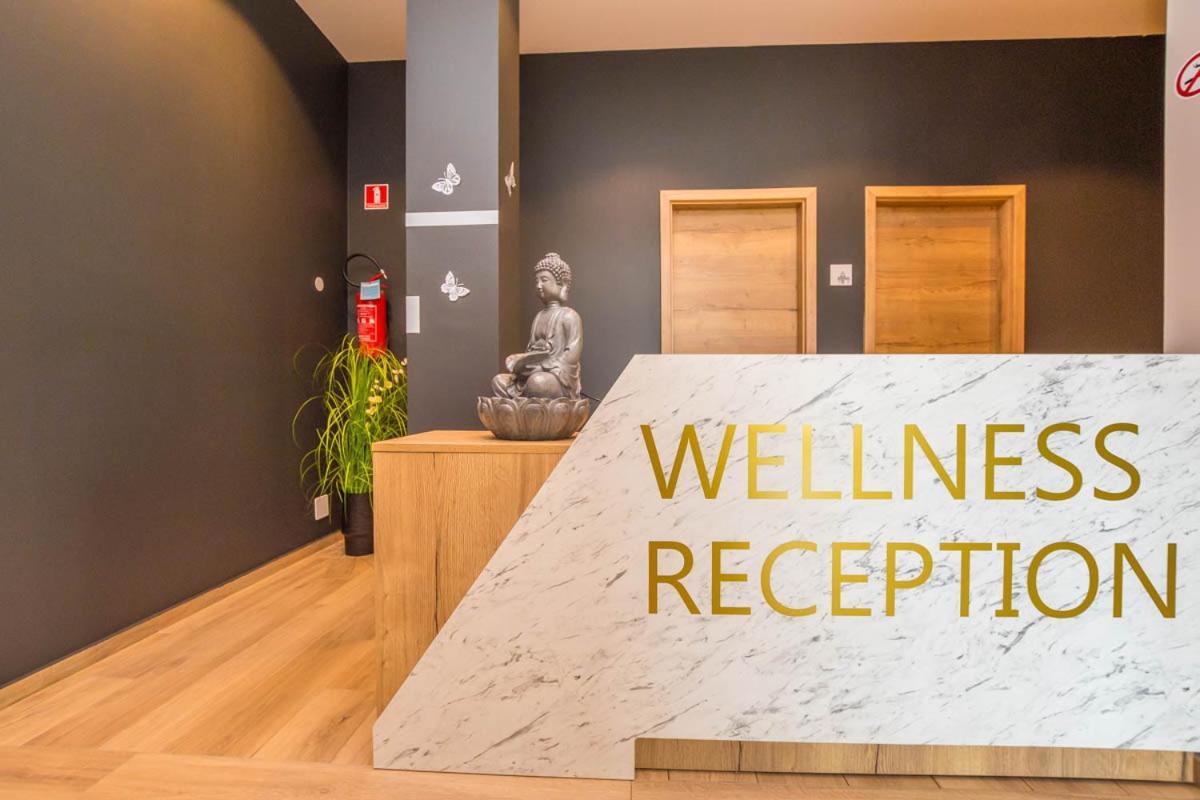 Tar-Vabriga Hotel Delfin Lanterna מראה חיצוני תמונה