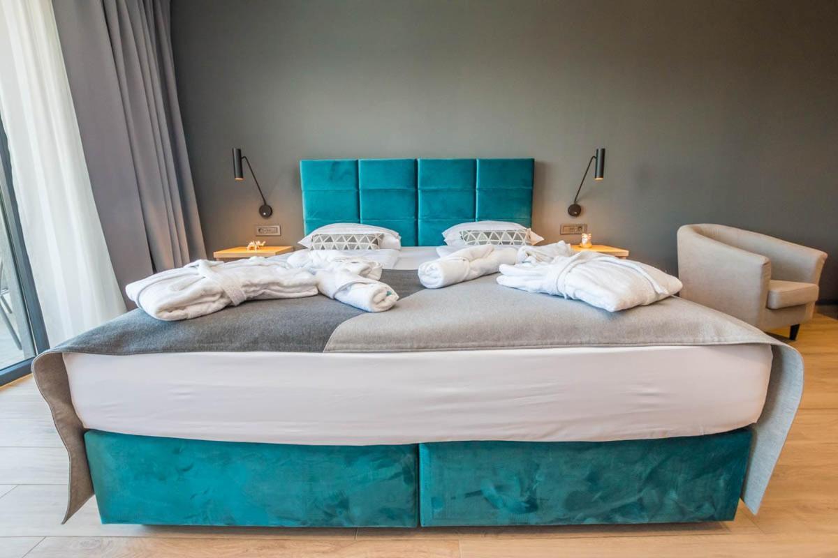 Tar-Vabriga Hotel Delfin Lanterna מראה חיצוני תמונה