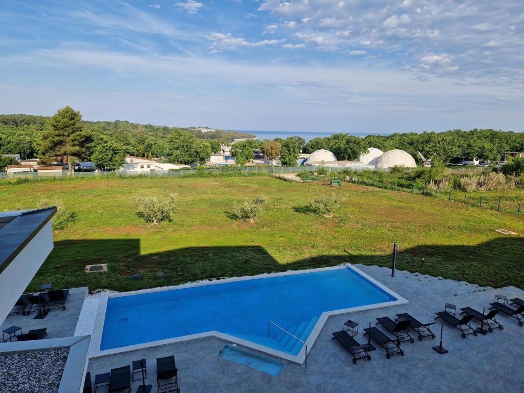 Tar-Vabriga Hotel Delfin Lanterna מראה חיצוני תמונה